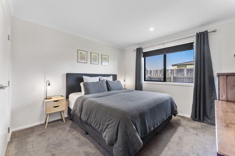 Photo of property in 68 Hinemoa Street, Levin, 5510