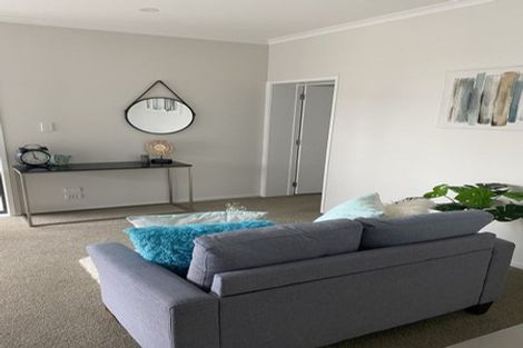 Photo of property in 17 Tuatua Road, Hobsonville, Auckland, 0616