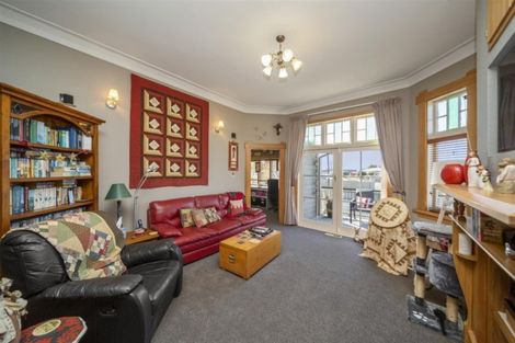 Photo of property in 81 Collins Street, Hawera, 4610