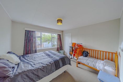 Photo of property in 33 Francis Drake Street, Waipukurau, 4200