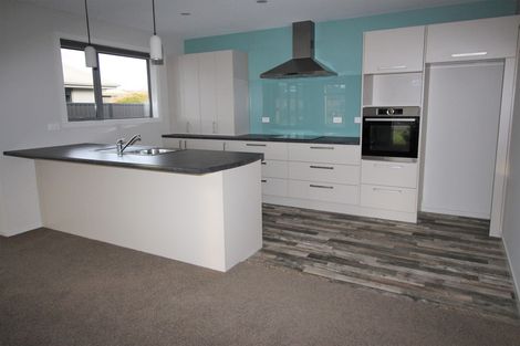 Photo of property in 14 Plunket Street, Omakau, 9376