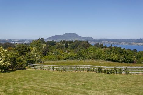 Photo of property in 35 Blue Ridge Drive, Acacia Bay, Taupo, 3385