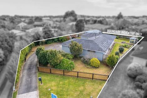 Photo of property in 10 Graham Grove, Waikanae, 5036