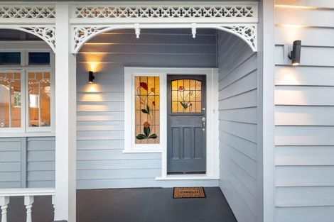 Photo of property in 12 Domain Street, Devonport, Auckland, 0624