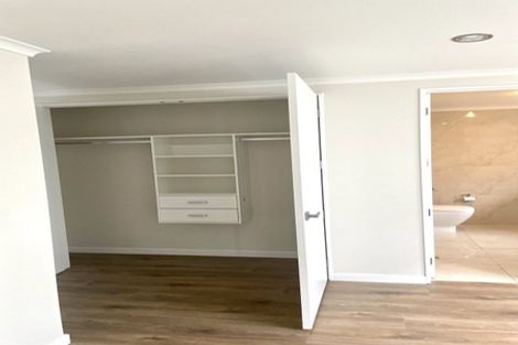 Photo of property in 40 Corricvale Way, Northcross, Auckland, 0630