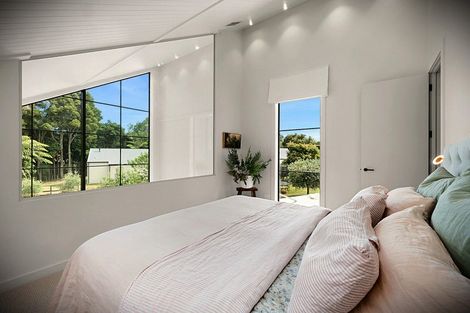 Photo of property in 366 Frankley Road, Ferndale, New Plymouth, 4310