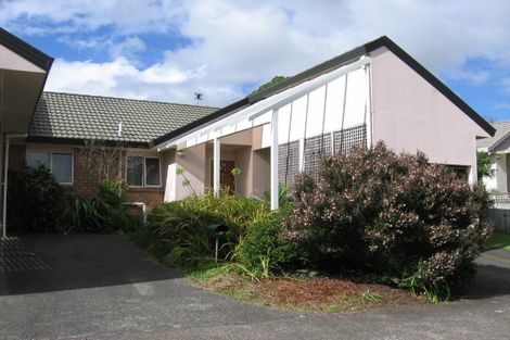 Photo of property in 33 Central Park Drive, Te Atatu South, Auckland, 0610