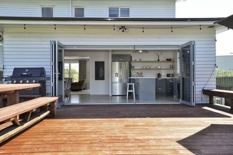 Photo of property in 69 Fortescue Street, Mahia, Nuhaka, 4198