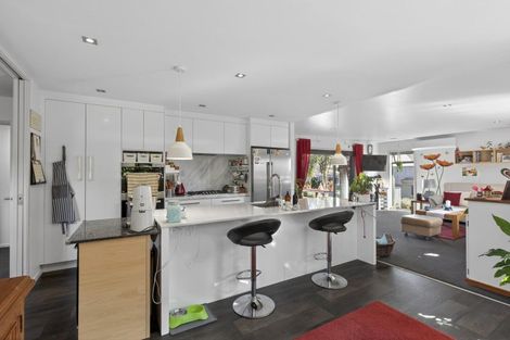 Photo of property in 7d Hinau Street, Inglewood, 4330