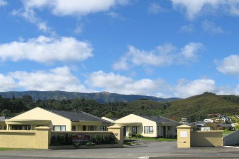 Photo of property in 11/1094 Fergusson Drive, Clouston Park, Upper Hutt, 5018