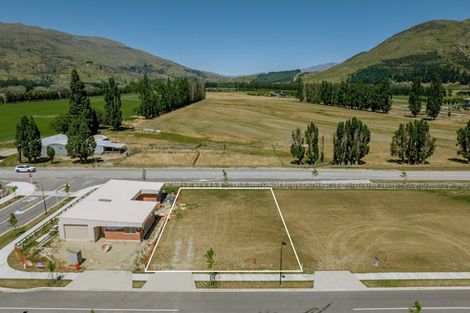 Photo of property in 3 Rubus Street, Wanaka, 9382