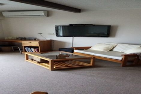 Photo of property in 16a Parklands Drive, Karori, Wellington, 6012