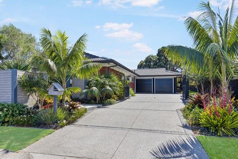 Photo of property in 18 Meadway, Sunnyhills, Auckland, 2010