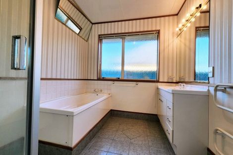 Photo of property in 23 Kingsbury Avenue, Rangiora, 7400