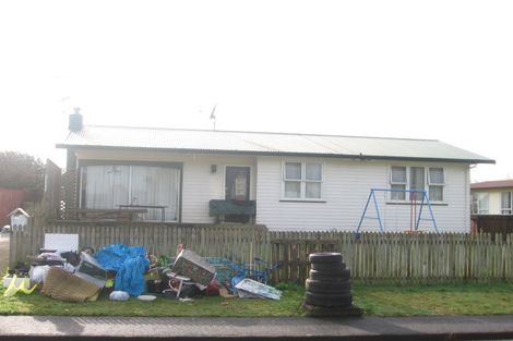 Photo of property in 106 Marne Road, Papakura, 2110