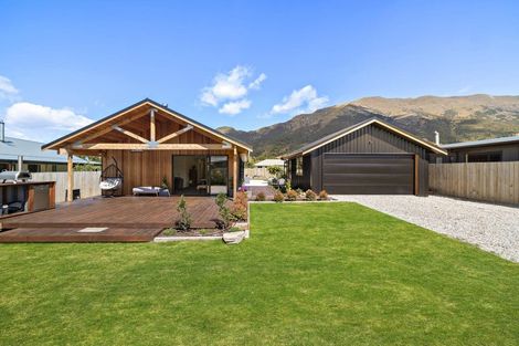 Photo of property in 19 Pennycook Place, Lake Hawea, Wanaka, 9382