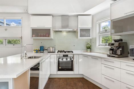 Photo of property in 67a Hastings Road, Mairangi Bay, Auckland, 0630