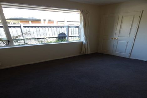 Photo of property in 4/135 Brookside Terrace, Bryndwr, Christchurch, 8053