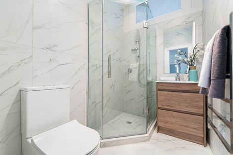 Photo of property in 48 Lambeth Road, Mount Eden, Auckland, 1041