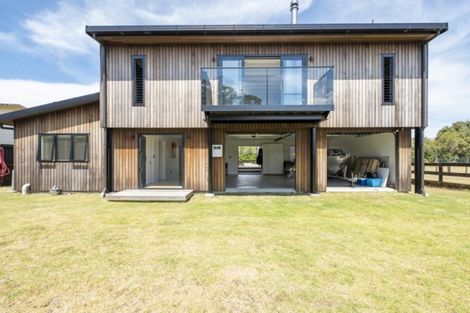 Photo of property in 8 Logan Nicks Place, Whangaruru, Russell, 0184