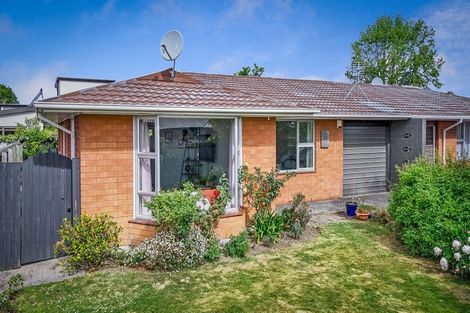 Photo of property in 2/296b Wairakei Road, Bryndwr, Christchurch, 8053