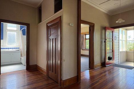 Photo of property in 10 College Street, Caversham, Dunedin, 9012