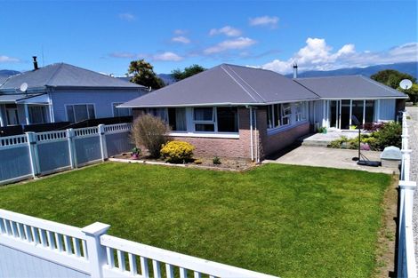 Photo of property in 50 Brougham Street, Westport, 7825