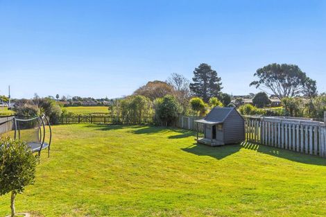 Photo of property in 10 Cottonwood Close, Paraparaumu Beach, Paraparaumu, 5032