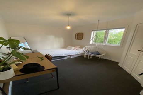 Photo of property in 1/48 Titirangi Road, New Lynn, Auckland, 0600