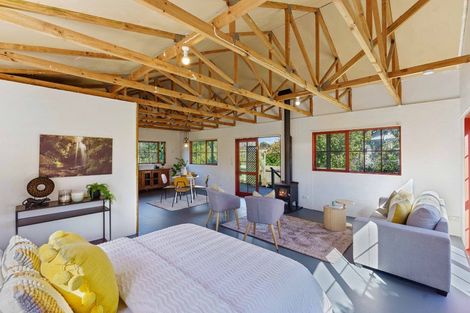 Photo of property in 35 Old Coach Road South, Otaki Beach, Otaki, 5512