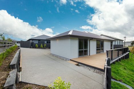 Photo of property in 5 Trudi Place, Green Island, Dunedin, 9018