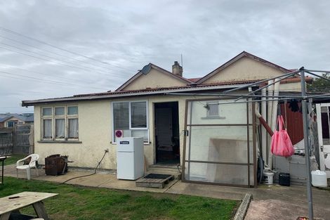 Photo of property in 16 Charlotte Street, Balclutha, 9230