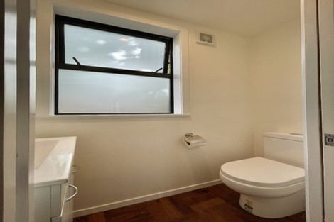 Photo of property in 90a Khandallah Road, Khandallah, Wellington, 6035