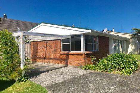 Photo of property in 1/16 Otakau Road, Milford, Auckland, 0620