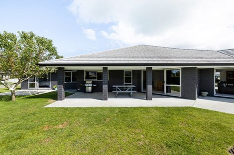 Photo of property in 45 Plescher Crescent, Leamington, Cambridge, 3432