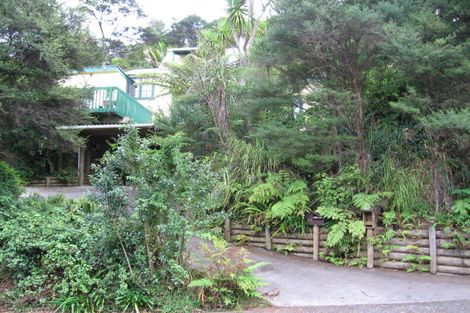 Photo of property in 34 Takahe Road, Titirangi, Auckland, 0604