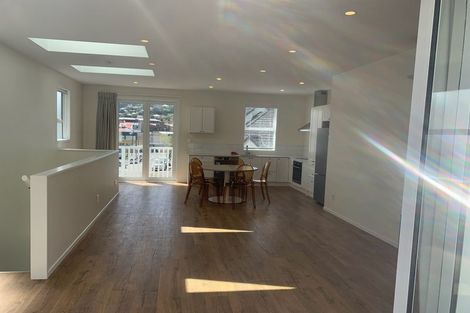 Photo of property in 16a Florence Street, Newtown, Wellington, 6021