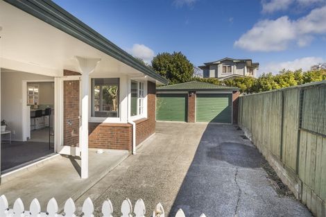 Photo of property in 23 Redwood Grove, Hokowhitu, Palmerston North, 4410