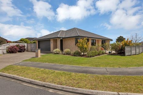 Photo of property in 36 Kowi Lakes Drive, One Tree Point, 0118