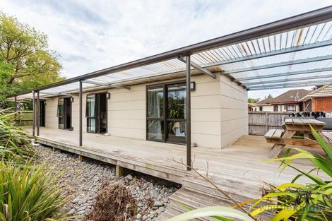 Photo of property in 12 Auburn Avenue, Upper Riccarton, Christchurch, 8041