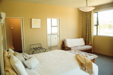 Photo of property in 22 Somerset Road, Clareville, Carterton, 5792