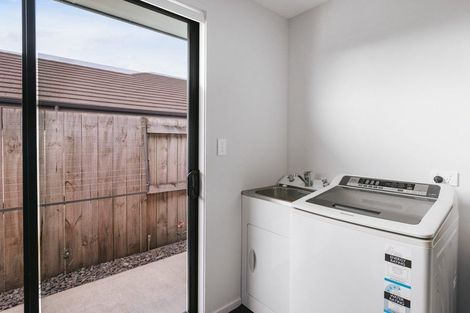 Photo of property in 14 Rotomanu Place, Pyes Pa, Tauranga, 3112