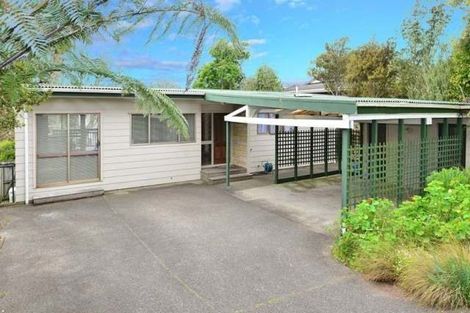 Photo of property in 51 Gledstane Road, Stanmore Bay, Whangaparaoa, 0932