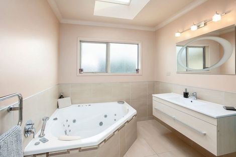 Photo of property in 34 Hoffman Court, Waikiwi, Invercargill, 9810