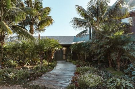 Photo of property in 323 Point Wells Road, Point Wells, Warkworth, 0986