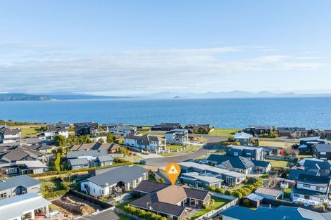 Photo of property in 11 Waianiwa Dell, Wharewaka, Taupo, 3330