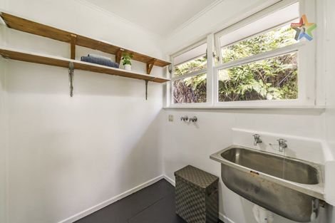 Photo of property in 75 Logie Street, Stokes Valley, Lower Hutt, 5019
