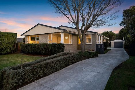 Photo of property in 5 Birkenhead Street, Avonhead, Christchurch, 8042