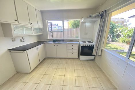 Photo of property in 2/1 Preston Avenue, Mount Albert, Auckland, 1025