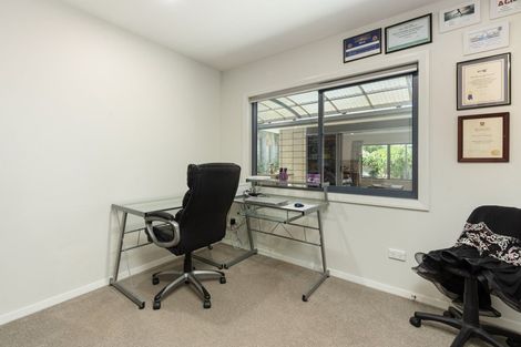 Photo of property in 18 Southill Way, Pyes Pa, Tauranga, 3112